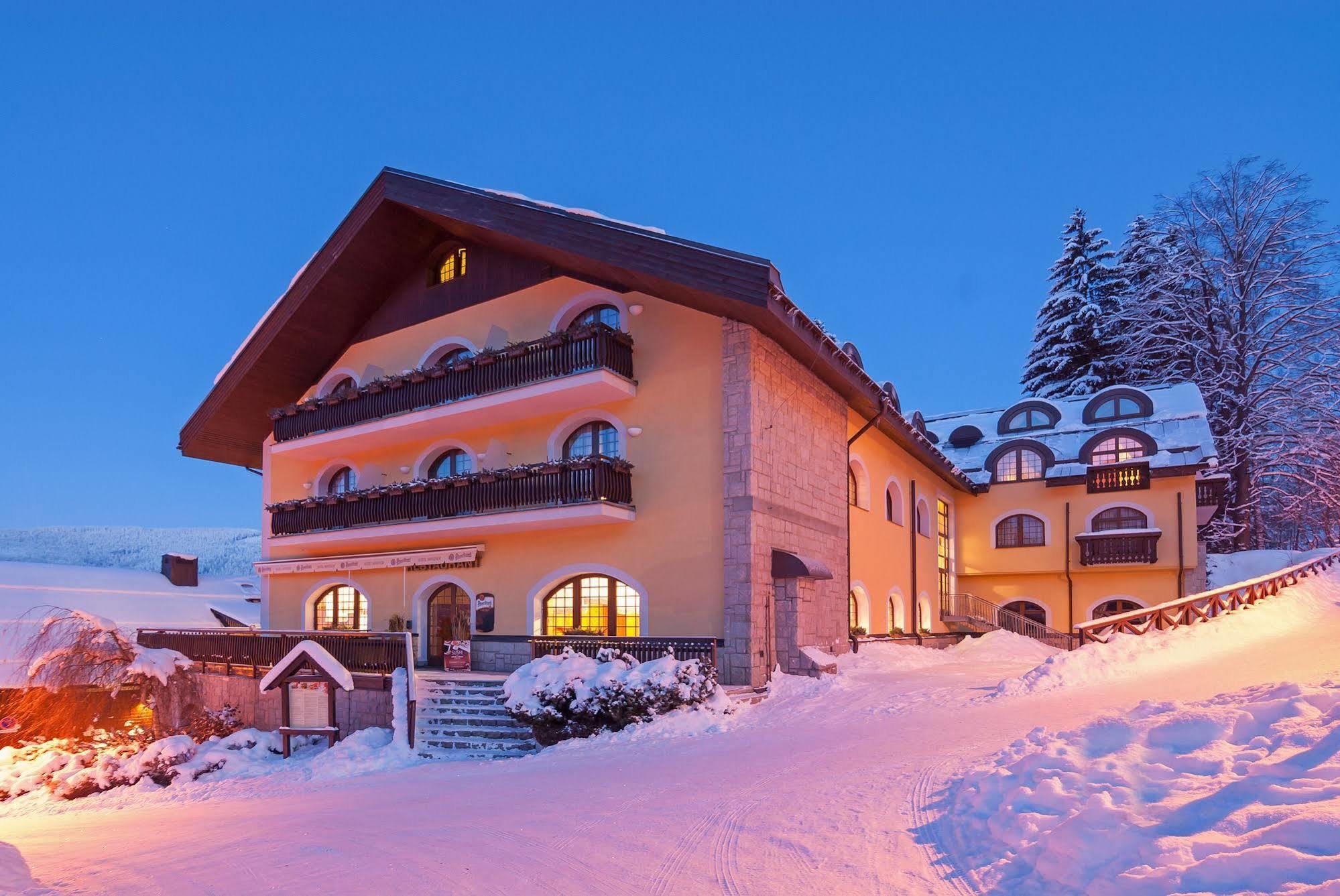 Wellness Hotel Windsor Špindlerŭv Mlýn Ngoại thất bức ảnh